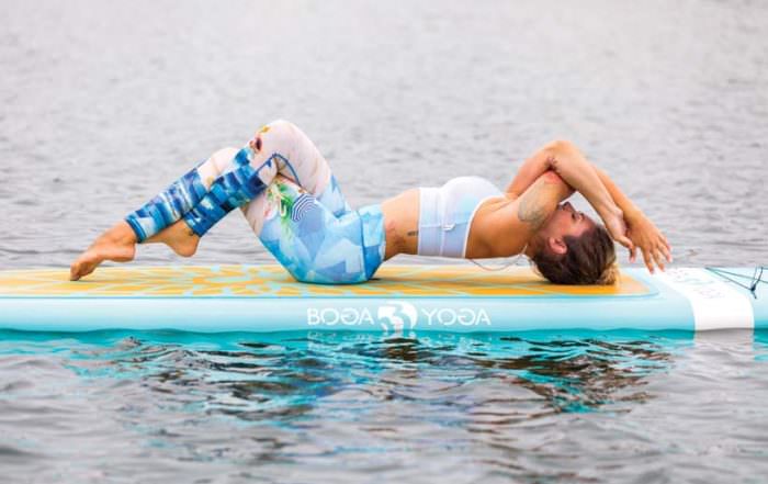SUP Yoga Sarah Tiefenthaler Yogaqua