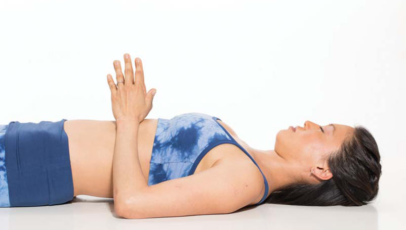 la-yoga-throat chakra-aromatherapy-featured