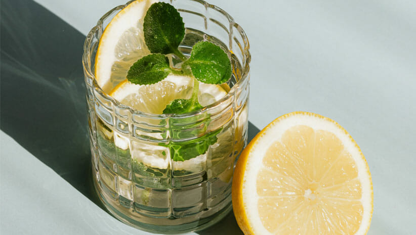 lemon water to build digestion