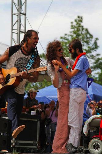 Michael Franti, Steve and Hope Dance On Stage 